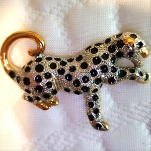 Leopard Brooch